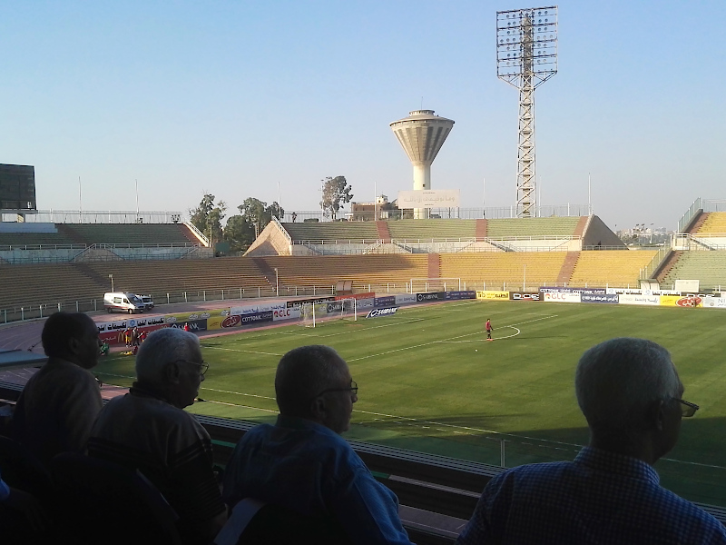 Arab Contractors Stadion Flutlicht