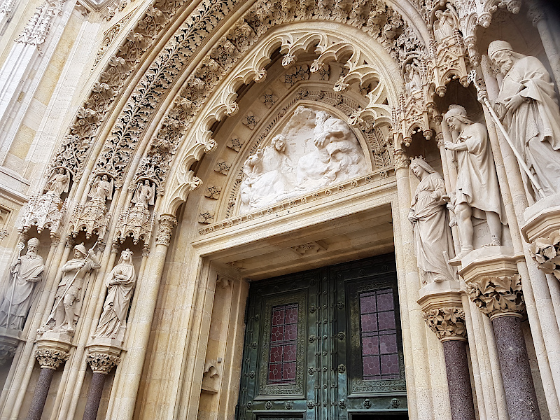 Kathedrale Zagreb (Eingang)