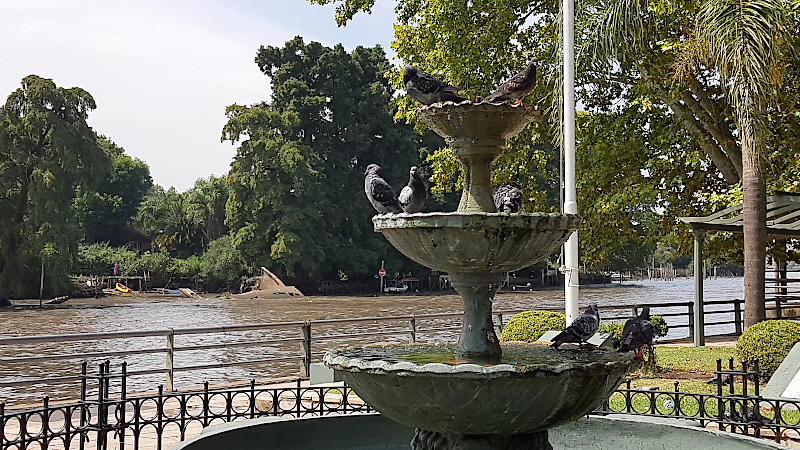 Tigre Delta Tipp: An der Promenade spazieren gehen