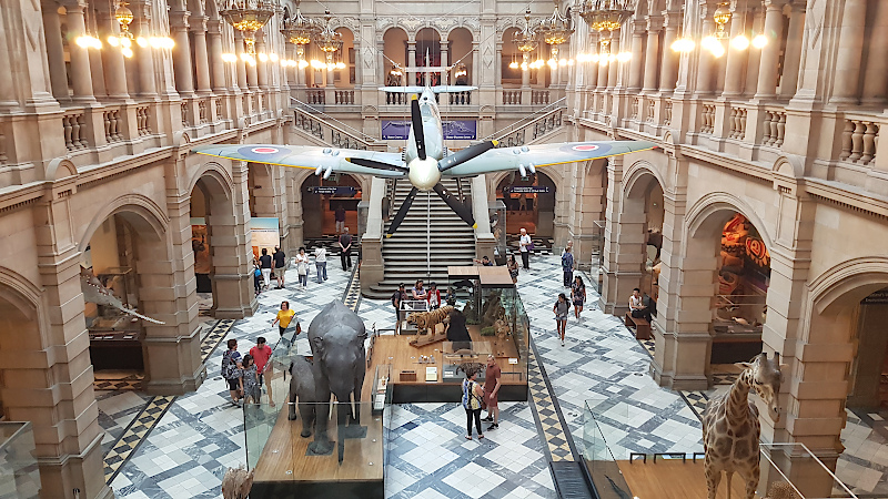 Kelvingrove Art Gallery (innen)