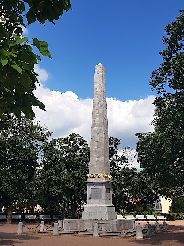 Brünner Obelisk im Dennis-Park