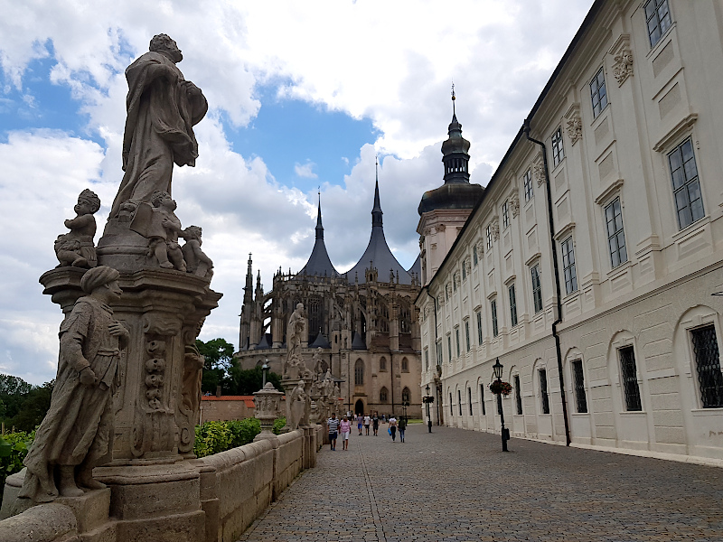 Dom Barbara & Kunstgalerie in Kutna Hora