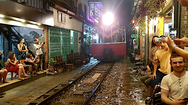 Train Street Hanoi - leider ein Lost Place für Reisen