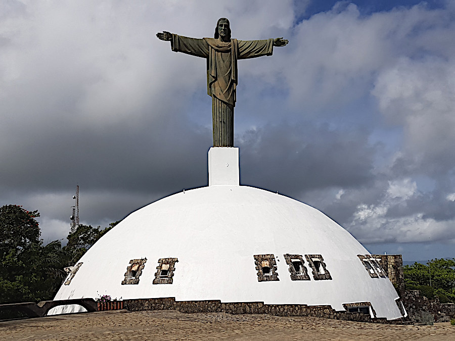 Christusstatue in der Dominikanischen Republik