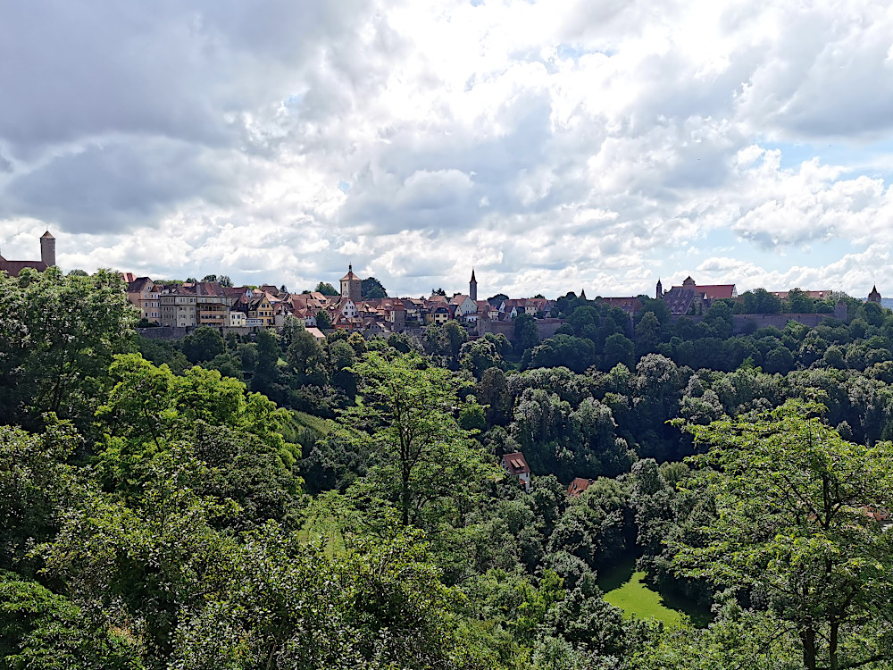 Das Taubertal am Rande der Stadt